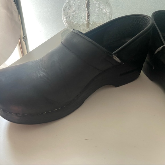 Dansko Womens Clogs (37) - Picture 11 of 11
